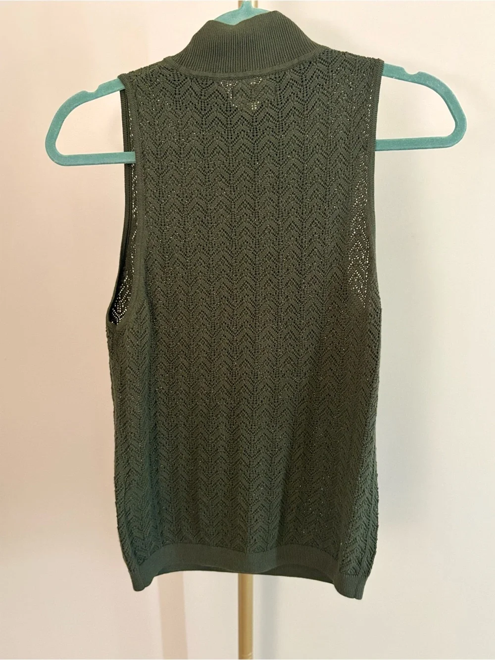 GAP Olive Green Pointelle Sleeveless Mock Neck Knit Tank - Picture 4 of 5